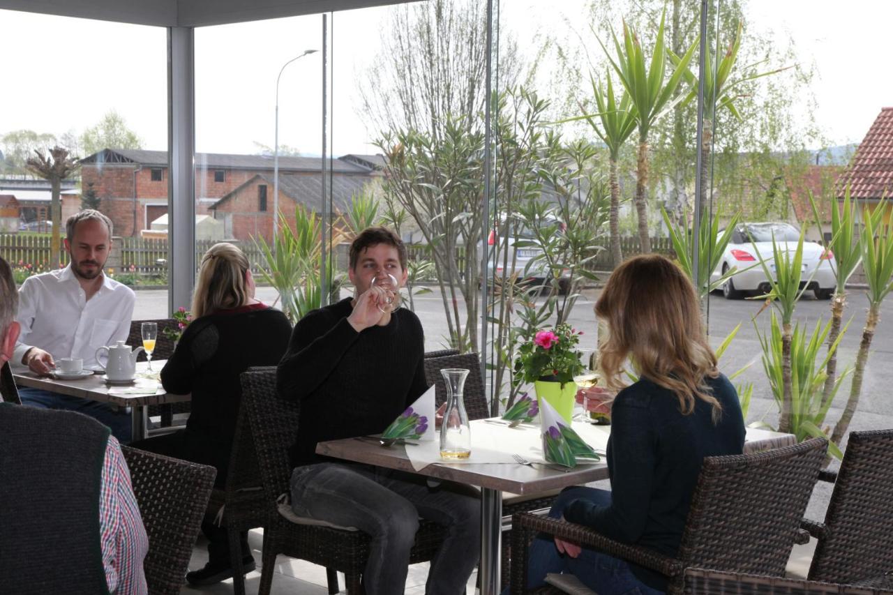 Hotel & Fruehstueckspension Raabtal Feldbach  Luaran gambar
